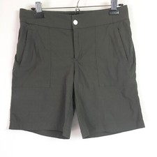 Athleta Womens 8 Trekkie Bermuda 2.0 Shorts Mountain Olive Green 9" Active