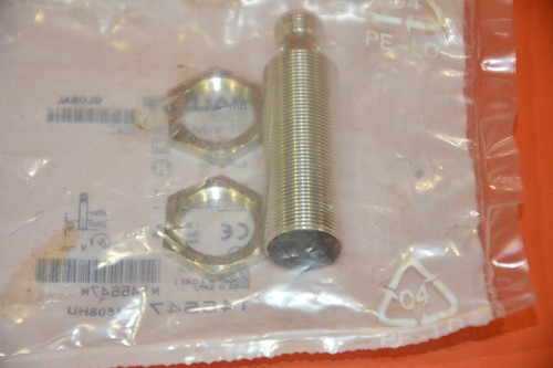 Balluff BES M18MI-PSC80B-S04G Inductive Sensor - Picture 3 of 6