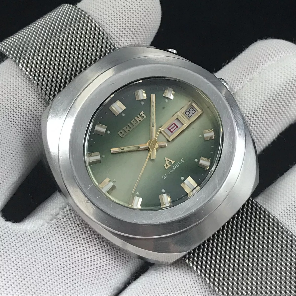 Avocado vintage watches sales