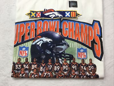 XXXII NFL Super Bowl Champions Denver Broncos Team T-Shirt Size L