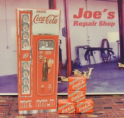 Coca Cola Miniature Vintage Plastic Truck /& Coke Vending Machine Lot