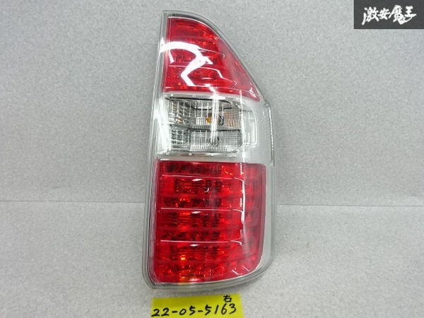 Toyota Noah Voxy ZRR 70-75 Genuine Right Tail Light ICHIKOH