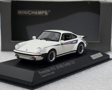 Porsche 911 (930) Turbo 3.0 Grand Prix White 1:43 Minichamps CA 046 16 033 (15)
