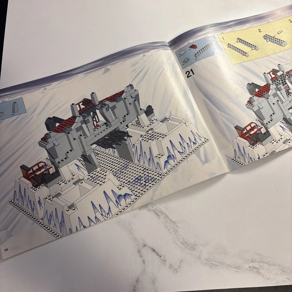 LEGO ALPHA TEAM OGEL'S MOUNTAIN FORTRESS 4748 INSTRUCTION MANUAL ONLY - Image 3 of 4