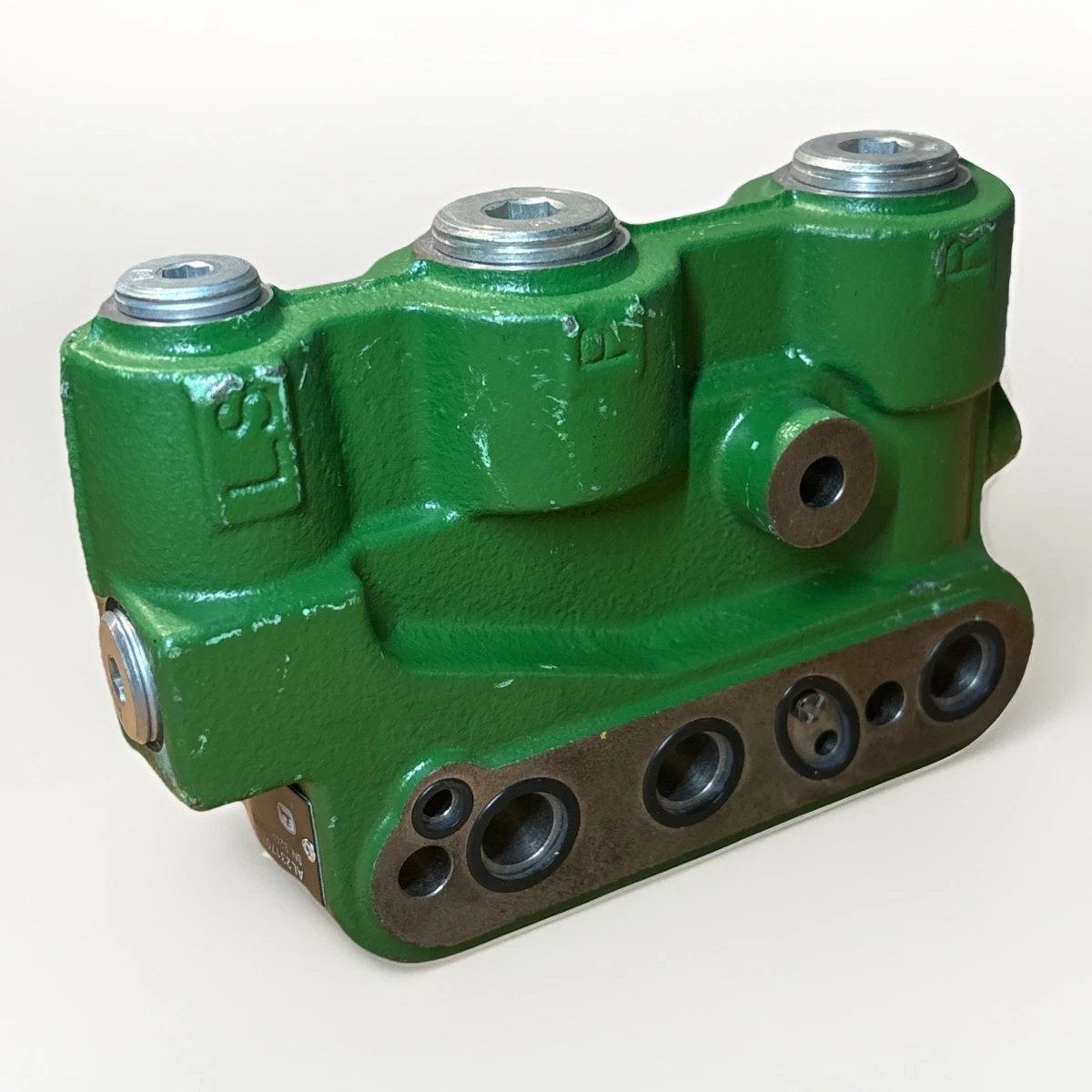 OEM John Deere AL231707 Power Beyond Hydraulic Valve Tractor Part photo 3