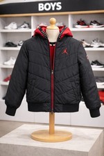 Boys Jordan Puffer heavy Jacket Size M