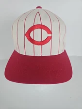 Vintage Cincinnati Reds Hat Cap Snapback Red Pinstripe New Era KMG Pro 
