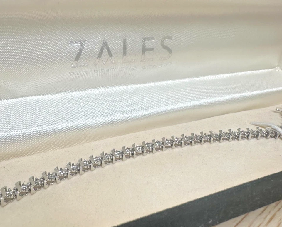 Gorgeous S Diamond Tennis Bracelet from Zales in Excellent Condition with Box :) - Image 2 of 4