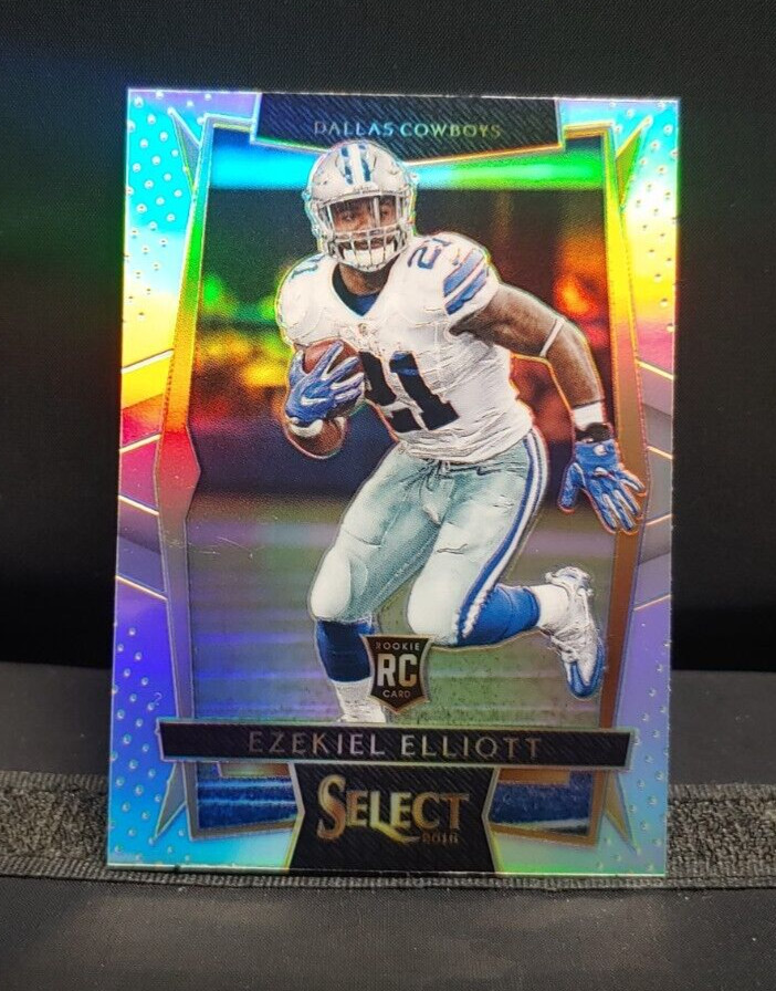 2016 Panini Select - Concourse Ezekiel Elliott #82 Silver Prizm  (RC)