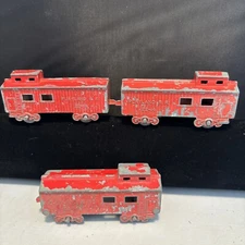 Tootsie Toy/Playland 3 Piece Set Diecast Train Cars Made In USA, Vintage