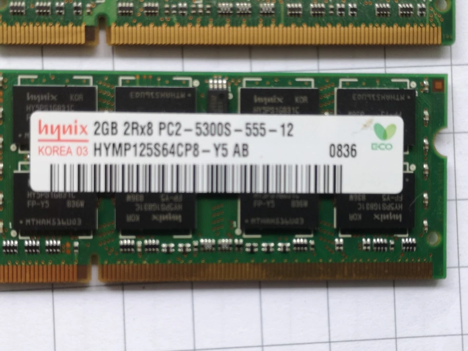 HYNIX 2 GB RAM für Laptops HYMP125S64CP8-Y5 AB gebraucht