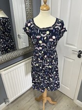 Ladies Size 12 Mantaray Dress With Tie Waist 