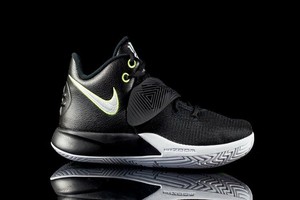 mens kyrie flytrap