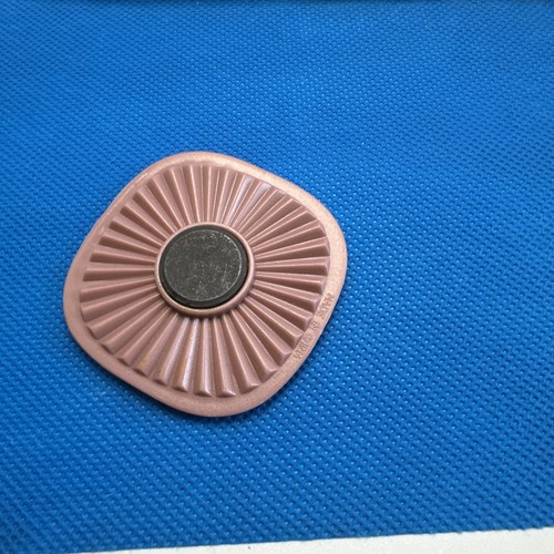 (6) NOS Vintage Tupperware Magnet Servalier Lids Dusty Pink Rose 2" Sq Accordian - Picture 3 of 4