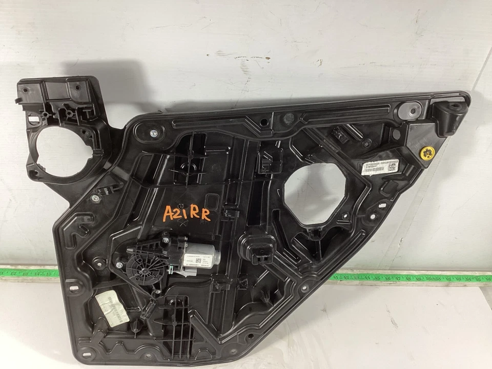 Regulador de ventana de puerta trasera derecha Dodge Charger 2011-2023 y placa portadora OEM. Foto 3 de 4