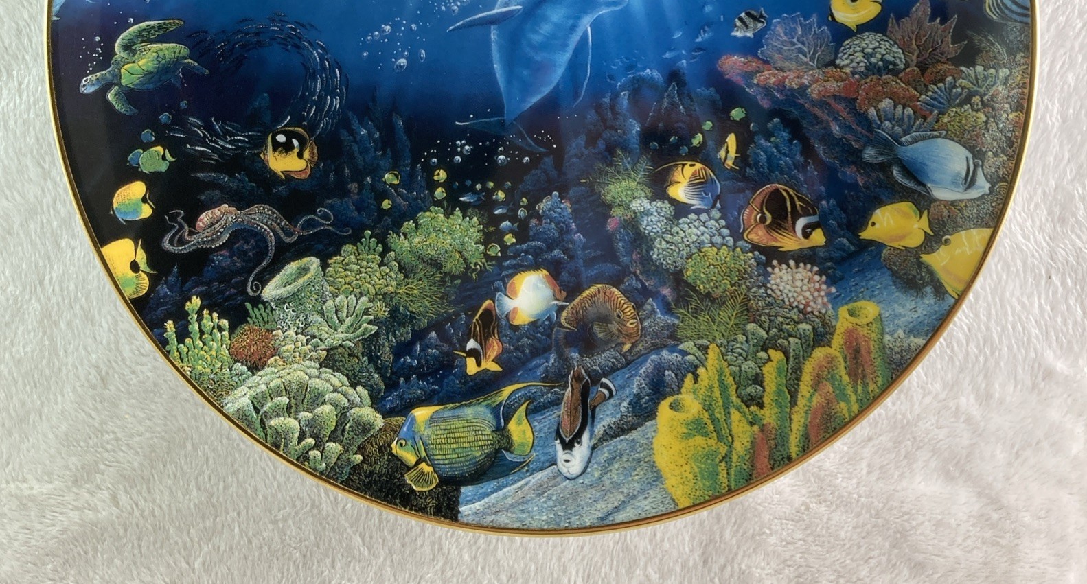 A DISCOVERY OFF ANAHOLA Plate Underwater Paradise Robert Lyn Nelson Danbury Mint