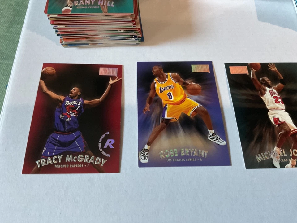 Juego completo Skybox Premium Basketball Series 1 1997-98 (125) Jordan Kobe Duncan Foto 2 de 3