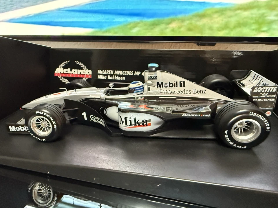 McLAREN Mercedes MP4/14 Mika Hakkinen 1998 World Champion Minichamps 1:18 in Original Box - Image 4 of 4