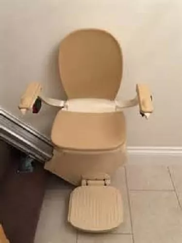 Brand new Acorn stairlift 2 Year warranty Free Service Included - Picture 7 of 9