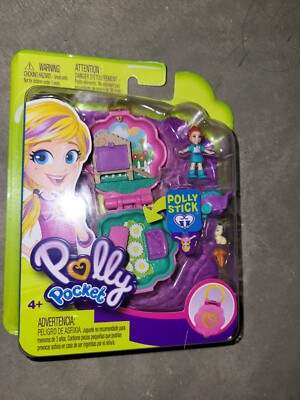 Polly Pocket GCN08 Hoppin' Hangout Toy Bunny Patch Tiny Places