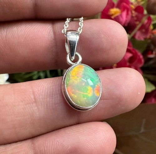 Natural Opal Pendant 925 Sterling Silver Pendant Handmade Jewelry Pendant - Picture 4 of 4