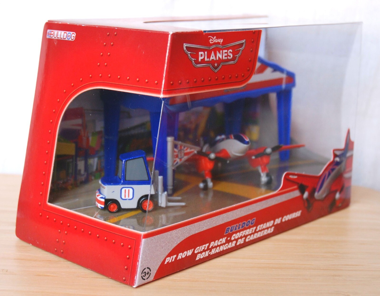 2013 Disney Planes Bulldog Pit Row Gift Pack with Pitty Forklift Truck - New - Picture 4 of 8