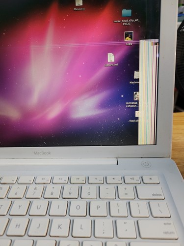 Apple Macbook 13"Laptop A1181-2.1GHz- 1GB RAM Intel Core Duo/DAMAGED SCREEN READ - 第 7/20 張圖片