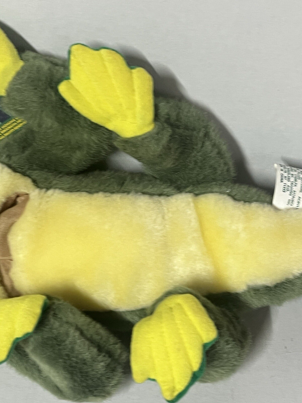 Iguana Lizard Reptile Puppet Hosung Brand Plush w/Tags 1997