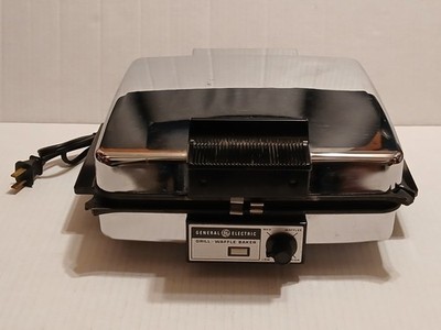 Vintage General Electric GE Chrome Reversable Grill Waffle Maker A2G48T 