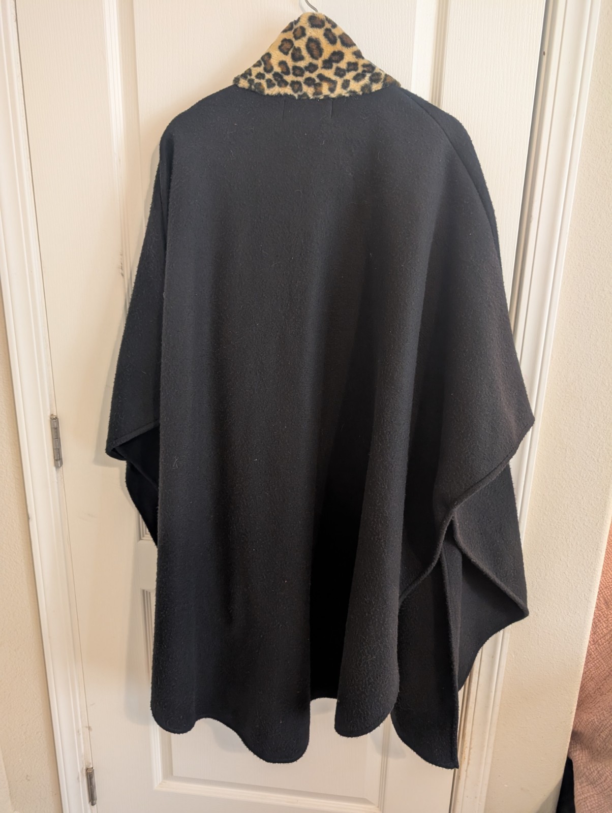 Vintage Signature Studio Cape Coat Leopard Print - image 3