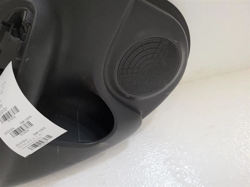 2011-2017 NISSAN JUKE LH LEFT REAR DRIVER DOOR TRIM PANEL - Изображение 3 из 4