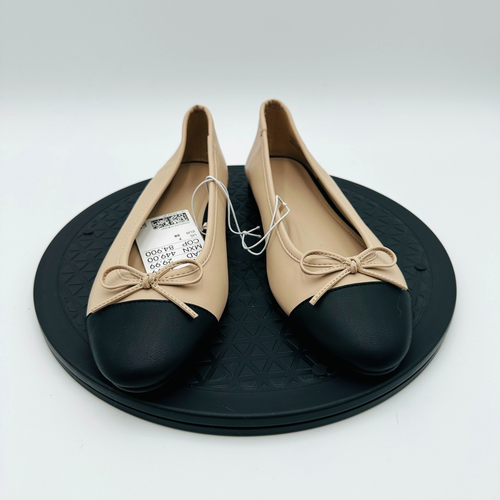 H&M Flats Women's Size 7 Beige Black Round Toe Bow Ballet New - Picture 2 of 7
