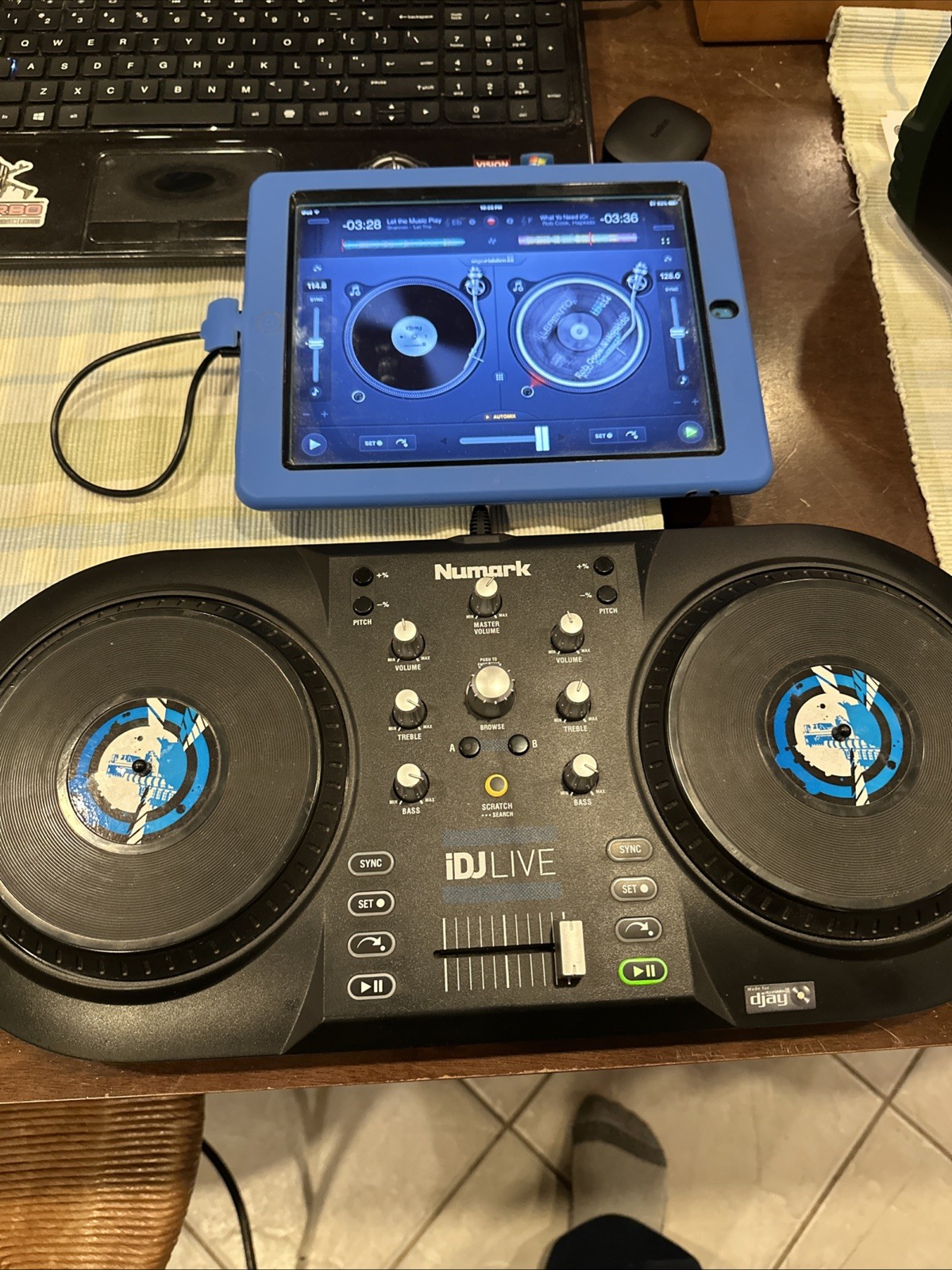Picture 2 of 5