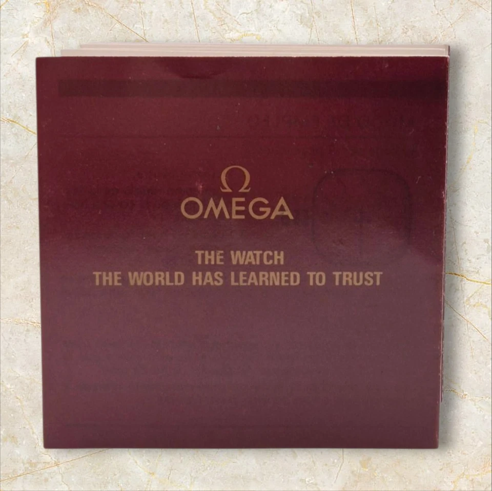 Livreto de quartzo Omega vintage genuíno inglês por volta de 1970 referência 6700-1/70/0896 - Imagem 2 de 4
