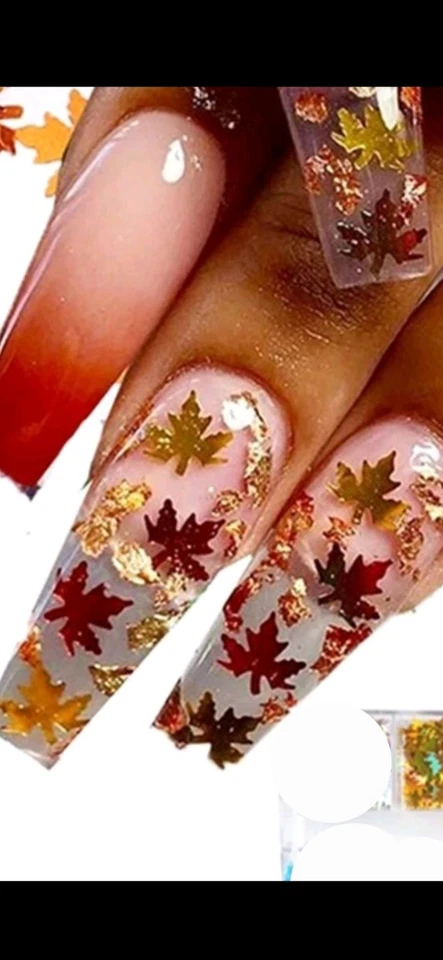 Otoño Hoja de Arce Arte en Uñas Lentejuelas Brillo 3D Copos de Uñas Color Dorado (1tsp) Foto 2 de 2