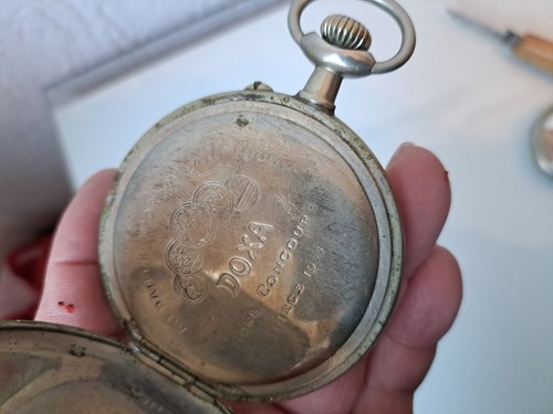 erotische Uhr / bewegliches Zifferblatt , alte , große Taschenuhr Doxa , Geschah - Bild 6 von 9