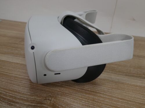 Oculus Quest 2 64GB VR Virtual Reality Headset - HEADSET ONLY - Picture 2 of 6