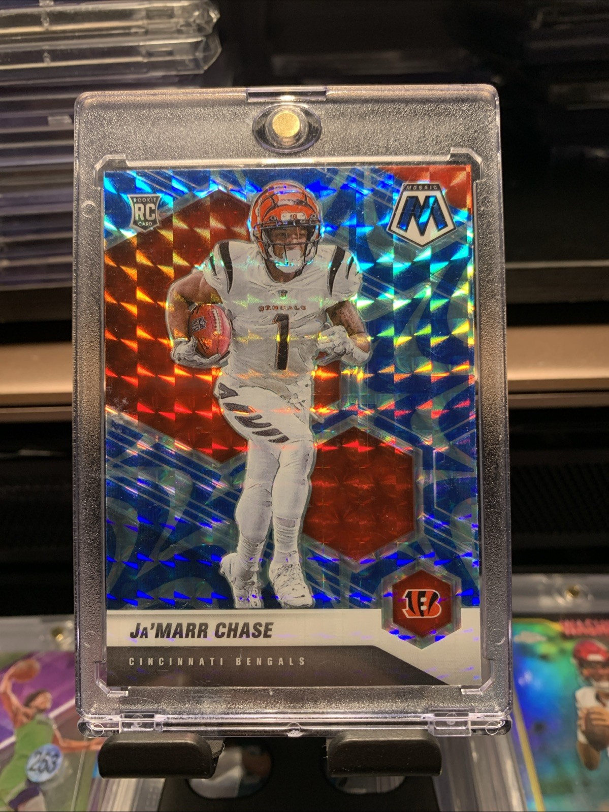 2021 Panini Mosaic - Rookies Ja'Marr Chase #307 Reactive Blue Mosaic Prizm (RC)