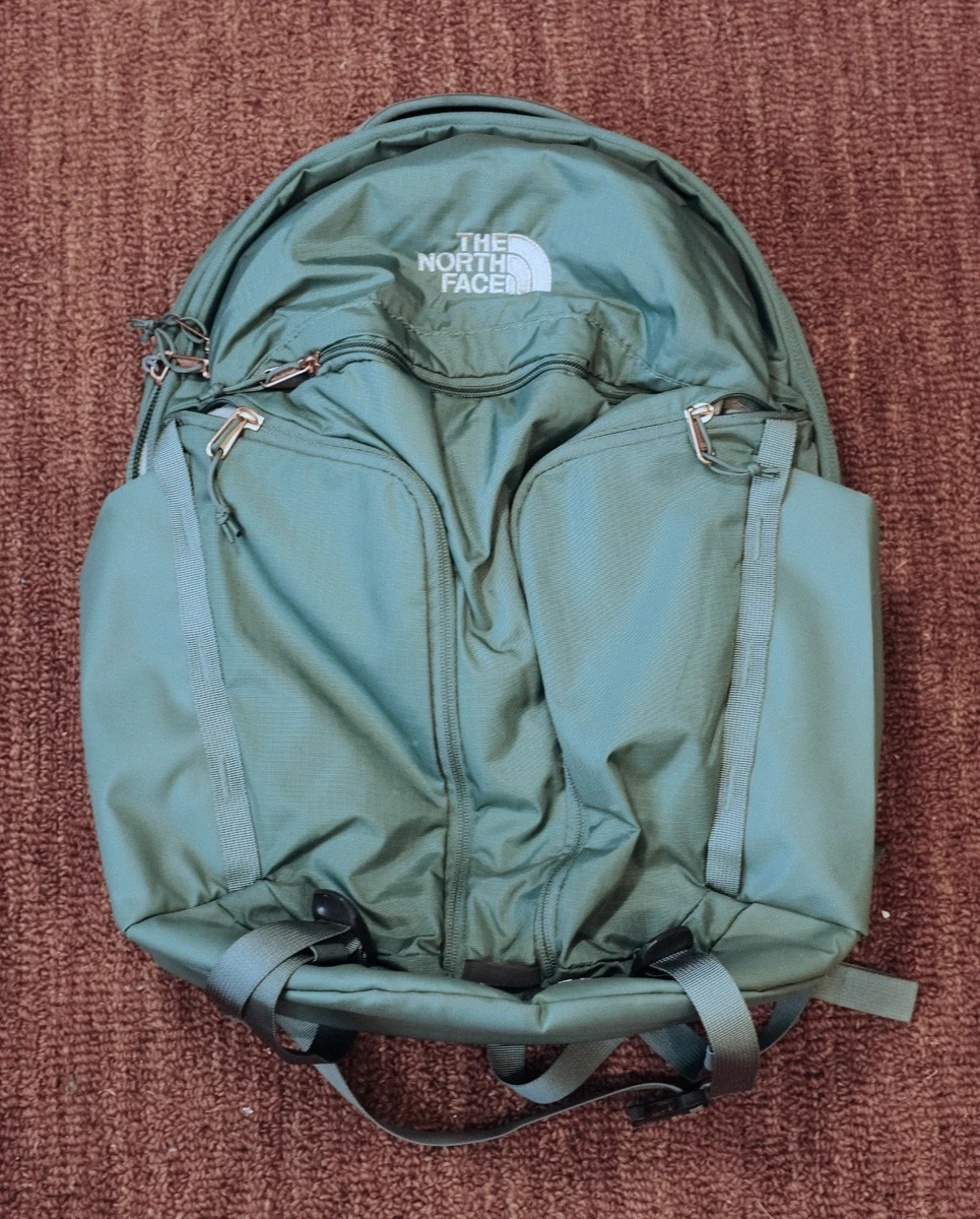 dark sage north face backpack The Women's Recon Everyday Laptop The FlexVent suspension system is made up of flexible moulded shoulder straps Dark Sage Navy And Pink