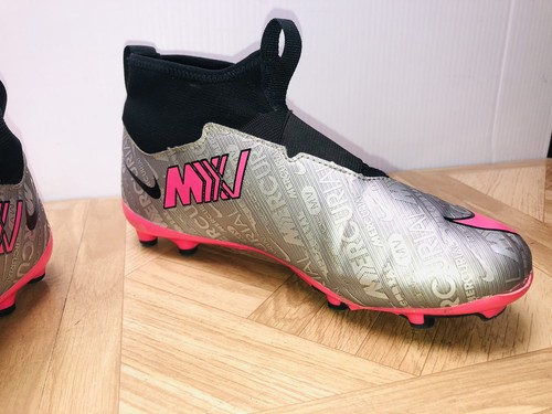 Scarpe NIKE tacchetti sportivi JR ZOOM MERCURIAL SUPERFLY 9 US taglia 6y FJ2032-060 - Foto 4 di 17