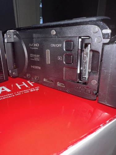 Canon VIXIA HF R50 TOUCHSCREEN 8GB Internal HDD Wi-Fi HD Camcorder - Picture 5 of 6