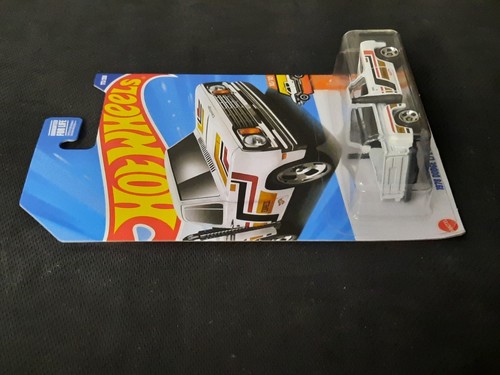 2025 Hot Wheels 1978 Dodge Lil Red Express Truck - Picture 6 of 8