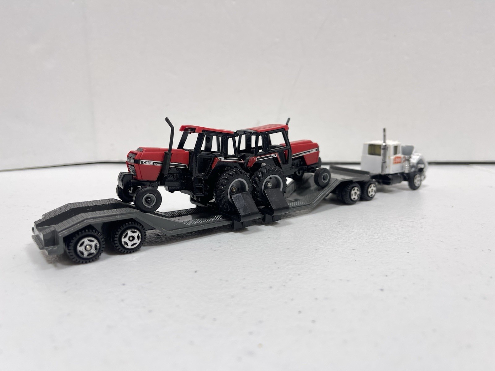 Picture 2 of 16