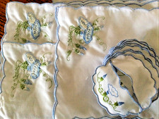 VTG Embroidered Cocktail Napkins Wine Coaster...