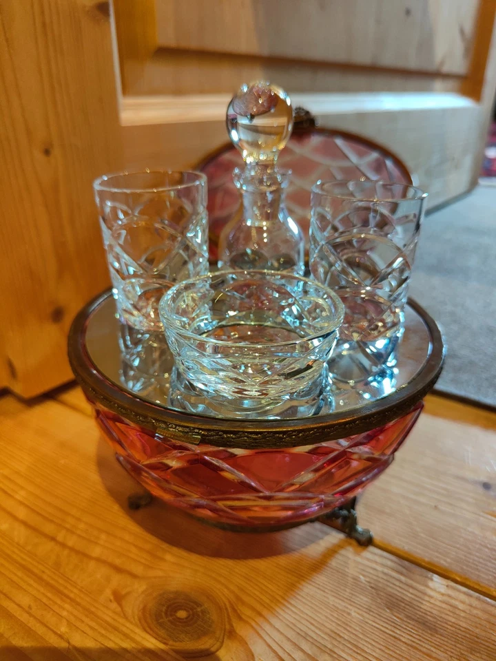 œuf à liqueur en cristal taillé rose Fabergé - Photo 2/4