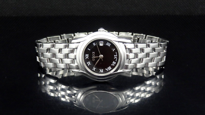 Gucci 5500L Series Date Black Dial Stainless Steel Silver  display picture 2