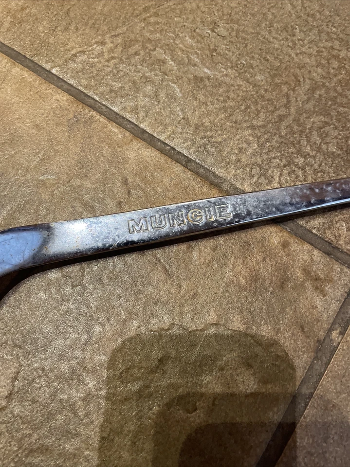 Palanca de cambios Muncie 1968-72 Chevrolet Chevelle Pro Style transmisión offset 3973867 Foto 4 de 4