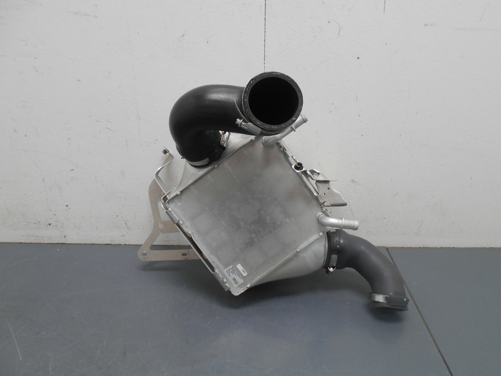 2020 19 20 McLaren 600LT 600 LT Left Turbo Intercooler #8738 C1