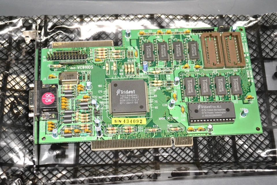 New GUi VC-910 Trident TGUI9440AG PCI VGA Graphics video card  - Image 3 of 4