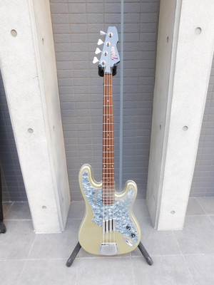 Italia Guitars Modulo Bass エレキベース Italia Guitars MODULO BASS Used Agathis Body Champagne Sparkle w